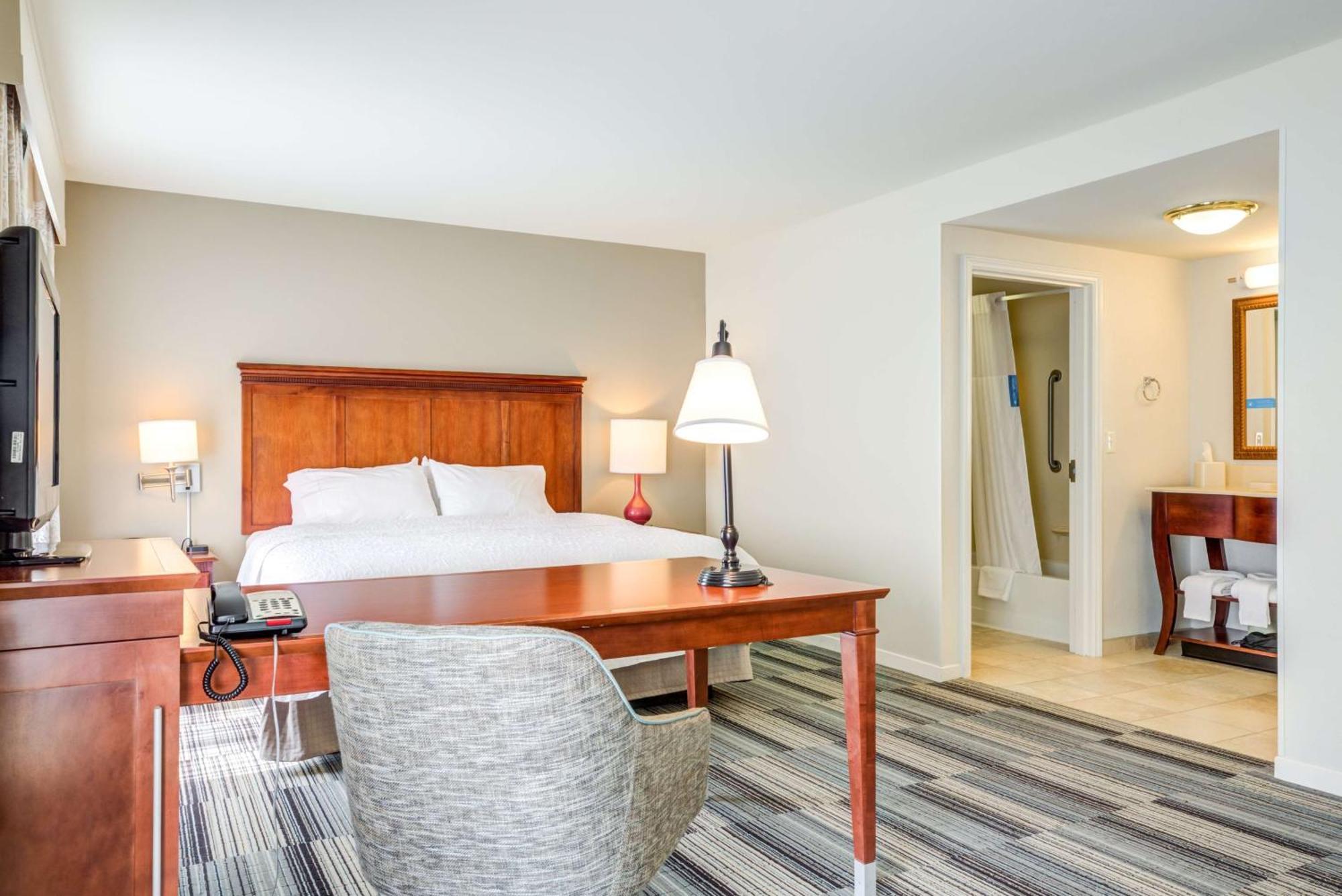 Hampton Inn & Suites Westford-Chelmsford Exteriör bild
