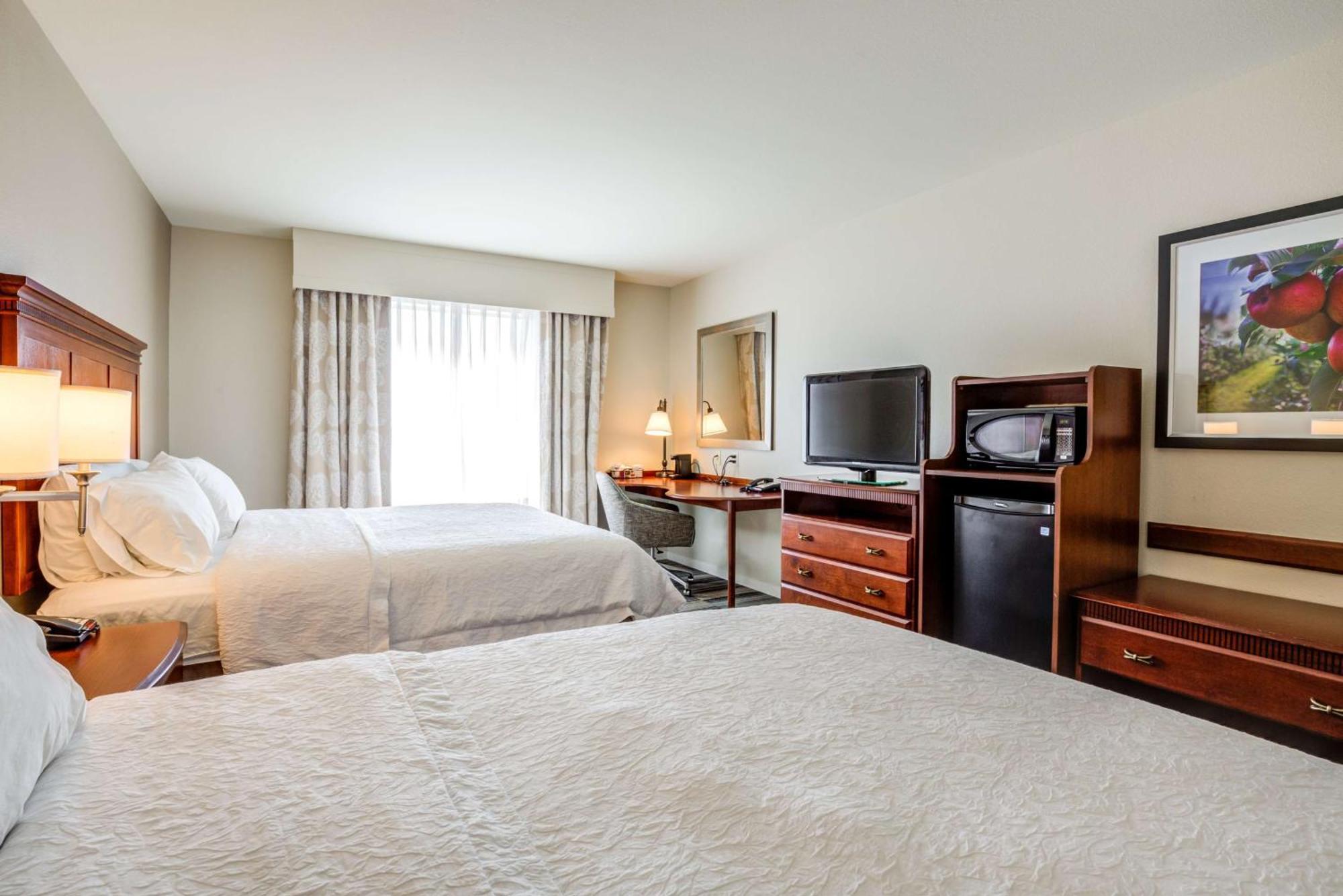 Hampton Inn & Suites Westford-Chelmsford Exteriör bild